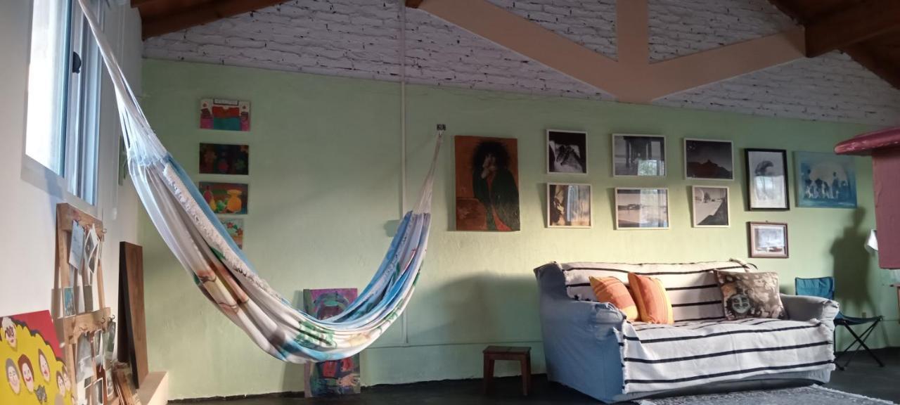 La Casa De Los Murales Avellaneda  Exterior foto
